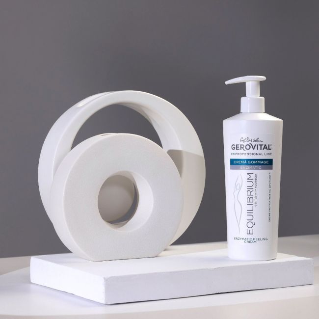Cremă Gommage Enzimatic – exfoliere delicată și piele catifelată