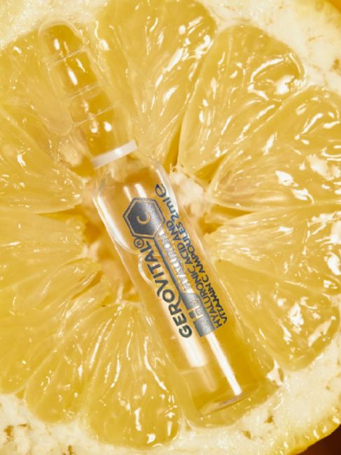Fiole Acid Hialuronic și Vitamina C | Gerovital Hyaluron C